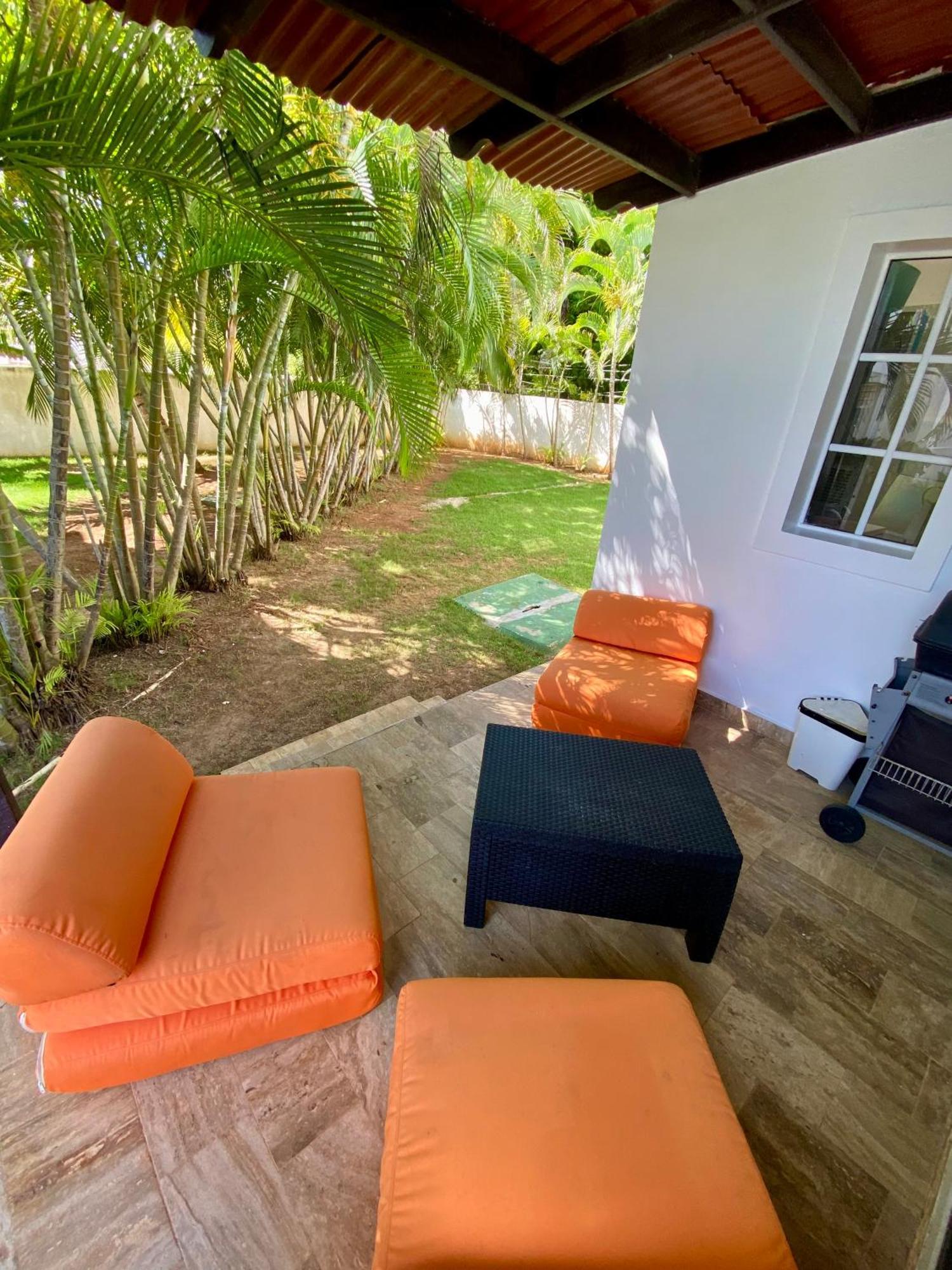 Madonna Pool Beach Los Corales Punta Cana Exterior photo