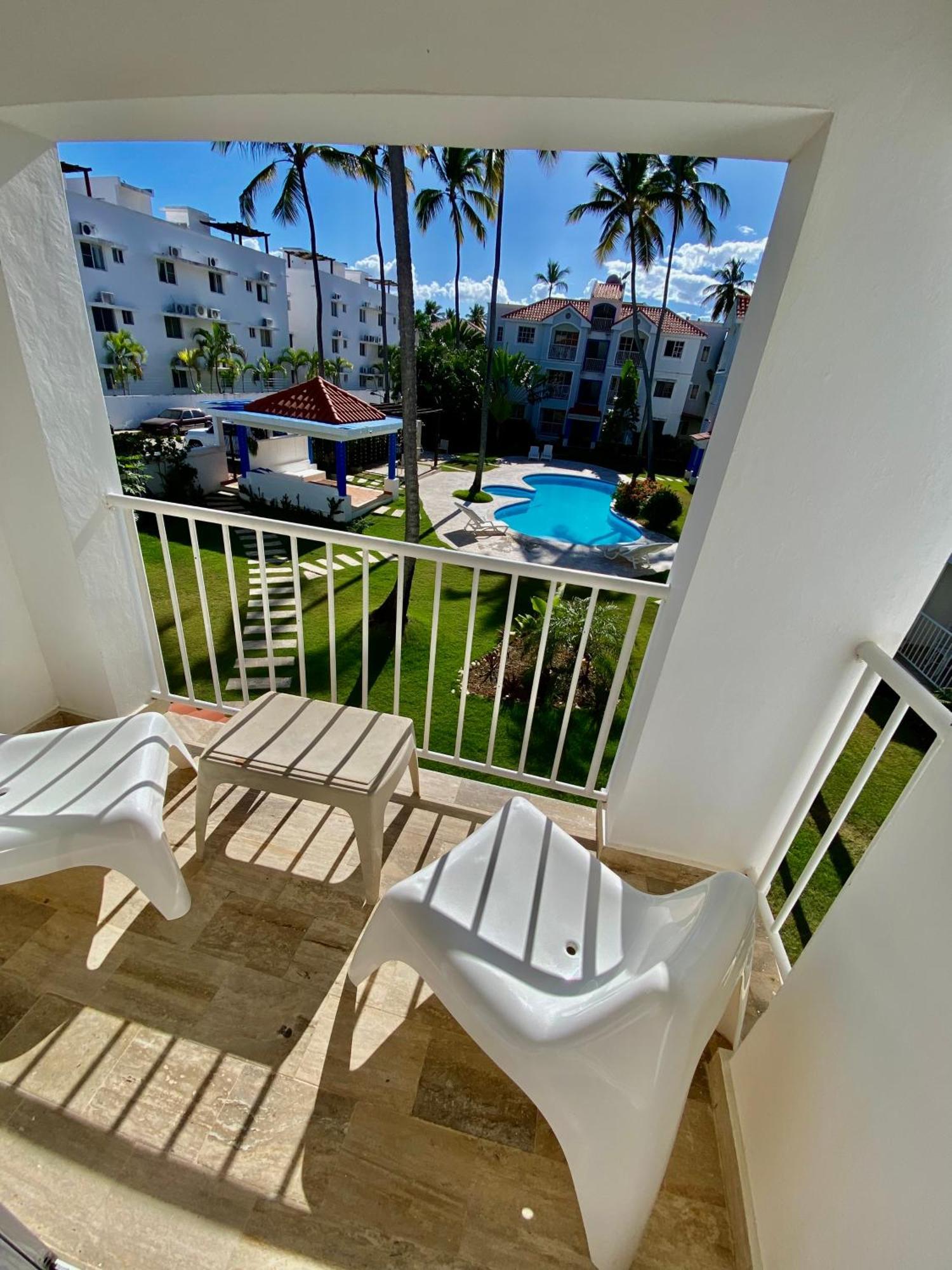 Madonna Pool Beach Los Corales Punta Cana Exterior photo
