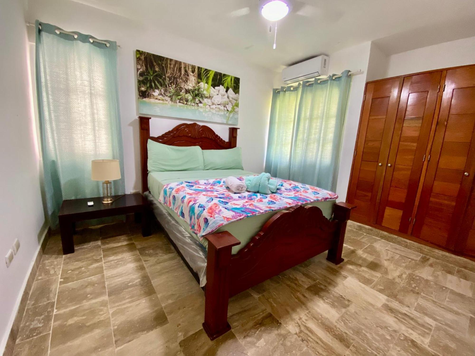 Madonna Pool Beach Los Corales Punta Cana Exterior photo