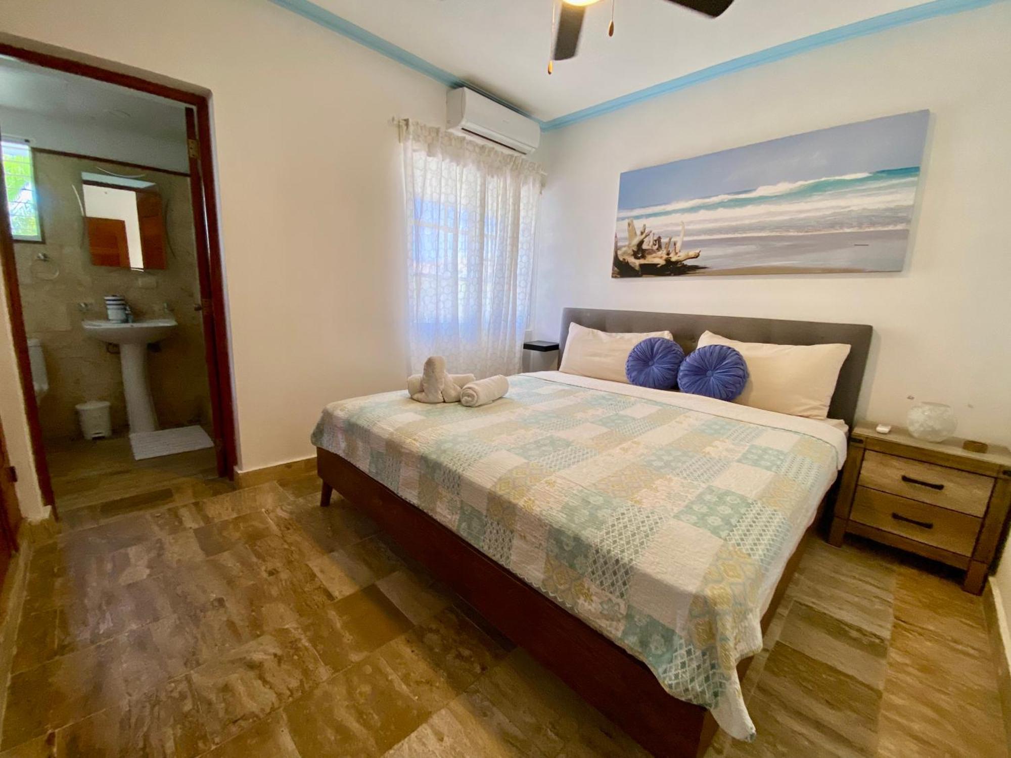 Madonna Pool Beach Los Corales Punta Cana Exterior photo
