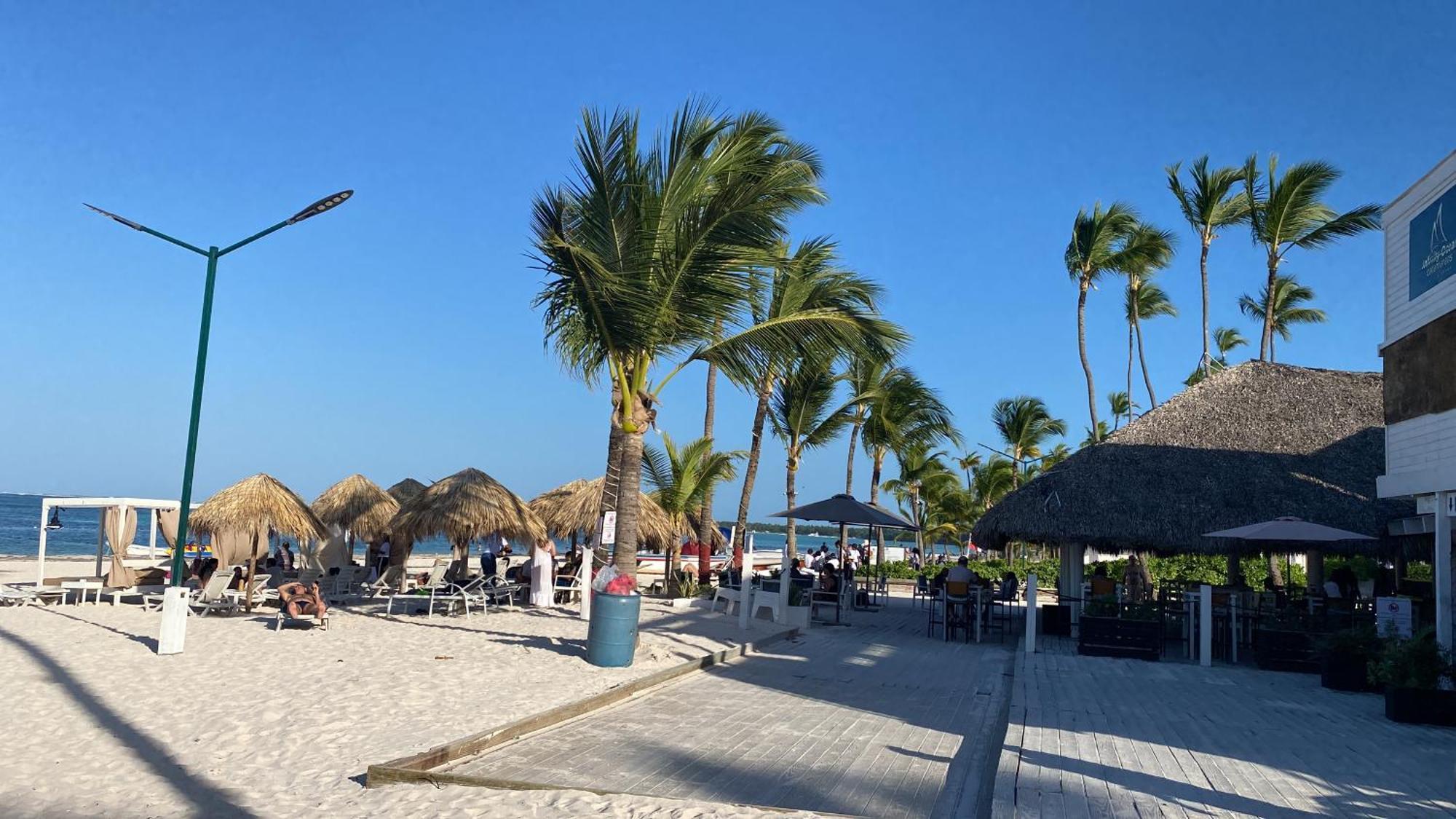 Madonna Pool Beach Los Corales Punta Cana Exterior photo