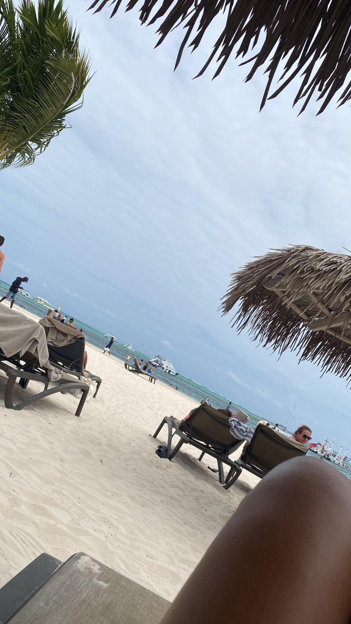 Madonna Pool Beach Los Corales Punta Cana Exterior photo