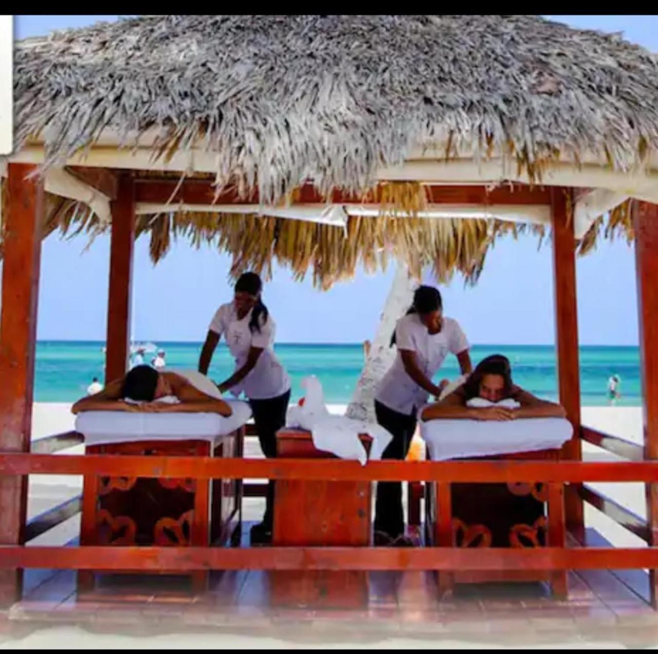 Madonna Pool Beach Los Corales Punta Cana Exterior photo