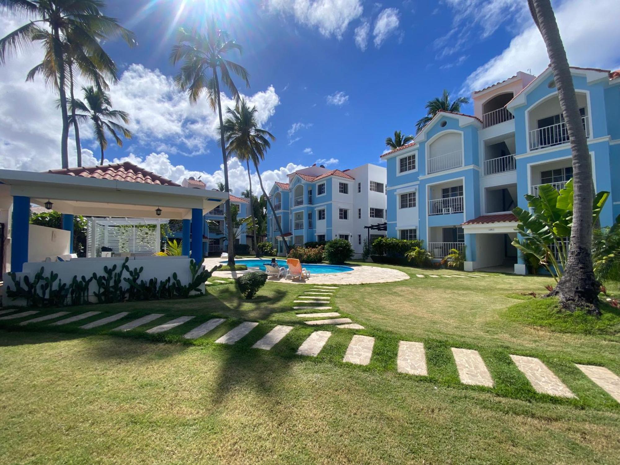Madonna Pool Beach Los Corales Punta Cana Exterior photo