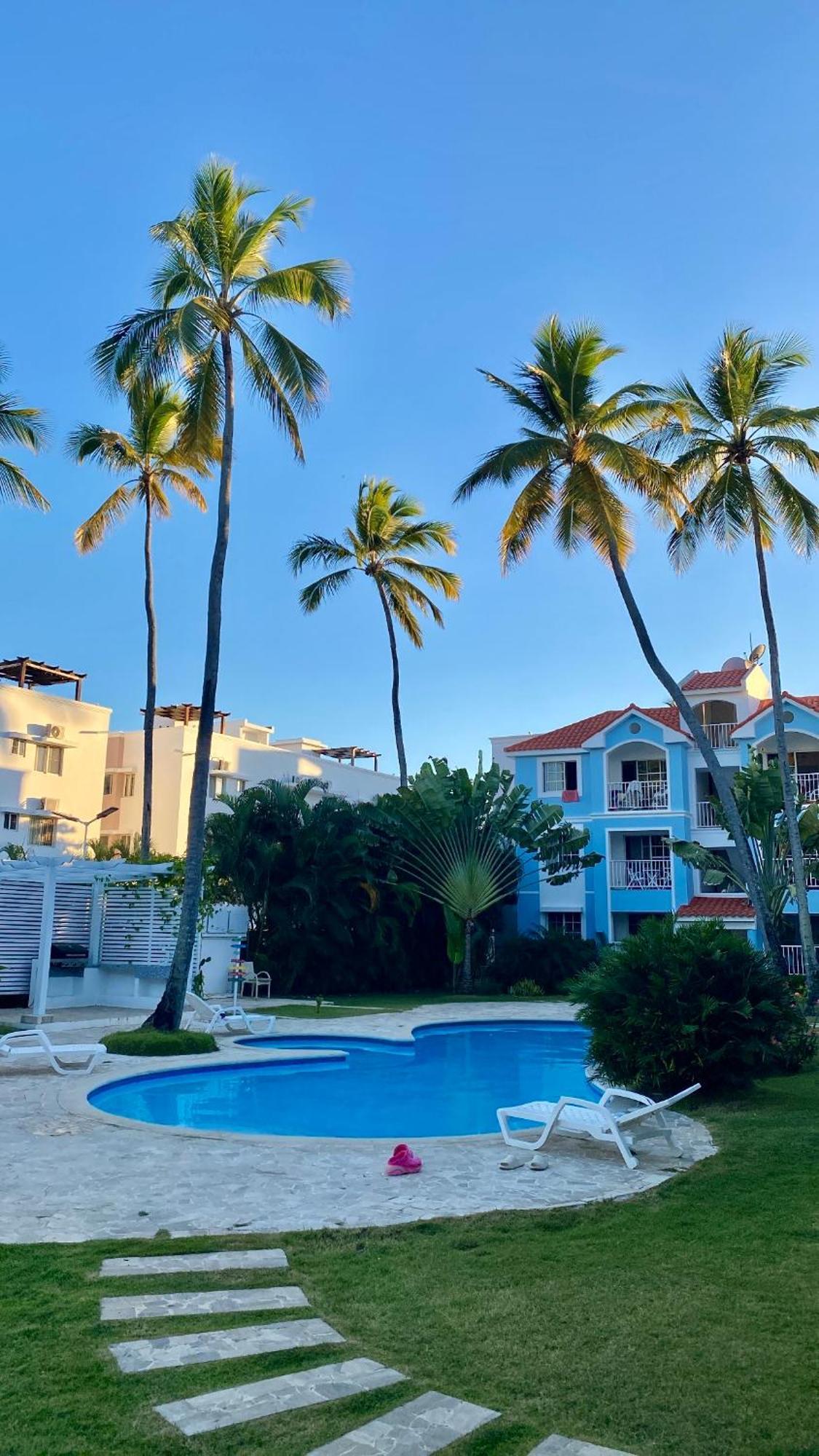 Madonna Pool Beach Los Corales Punta Cana Exterior photo