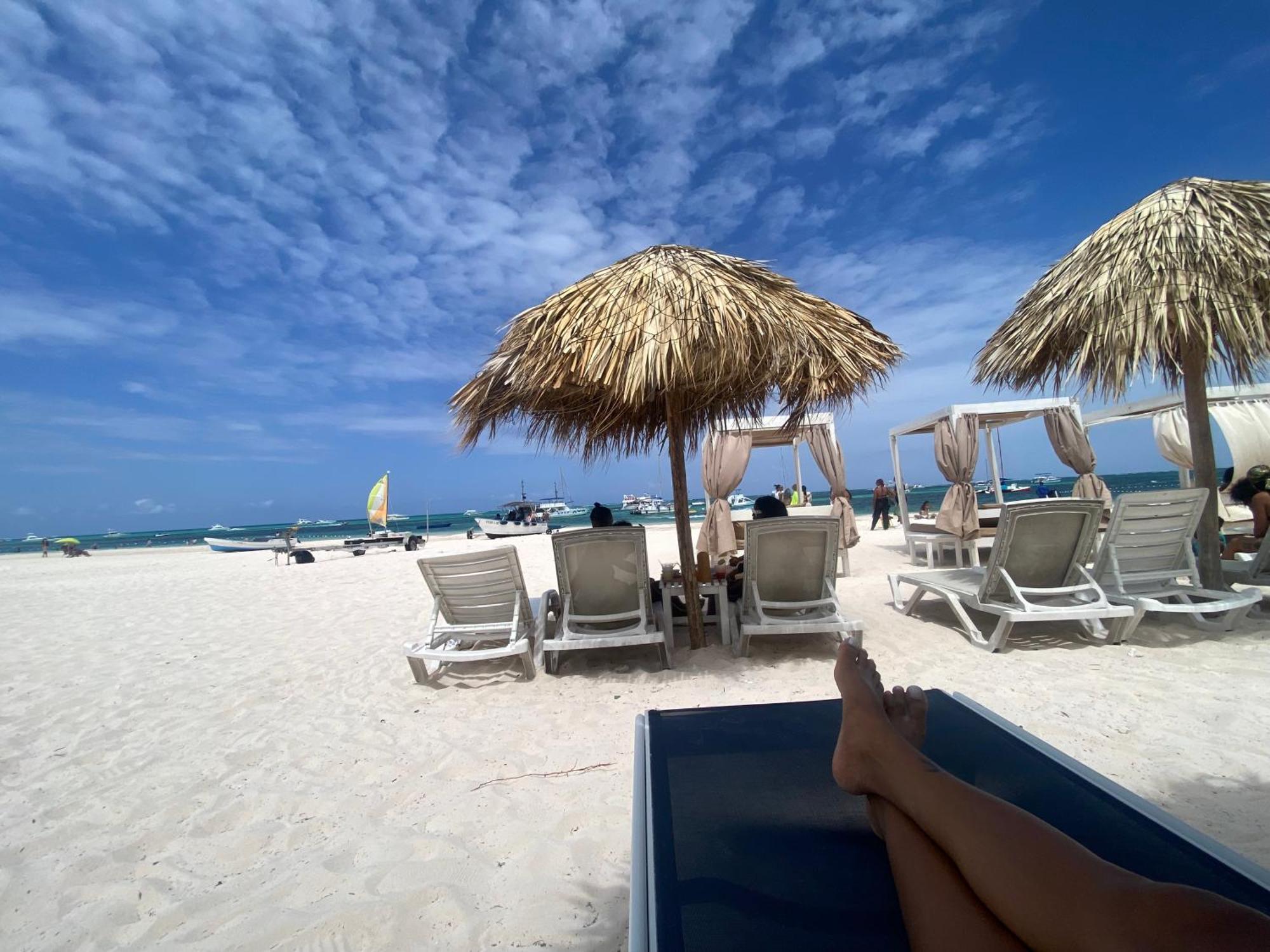 Madonna Pool Beach Los Corales Punta Cana Exterior photo